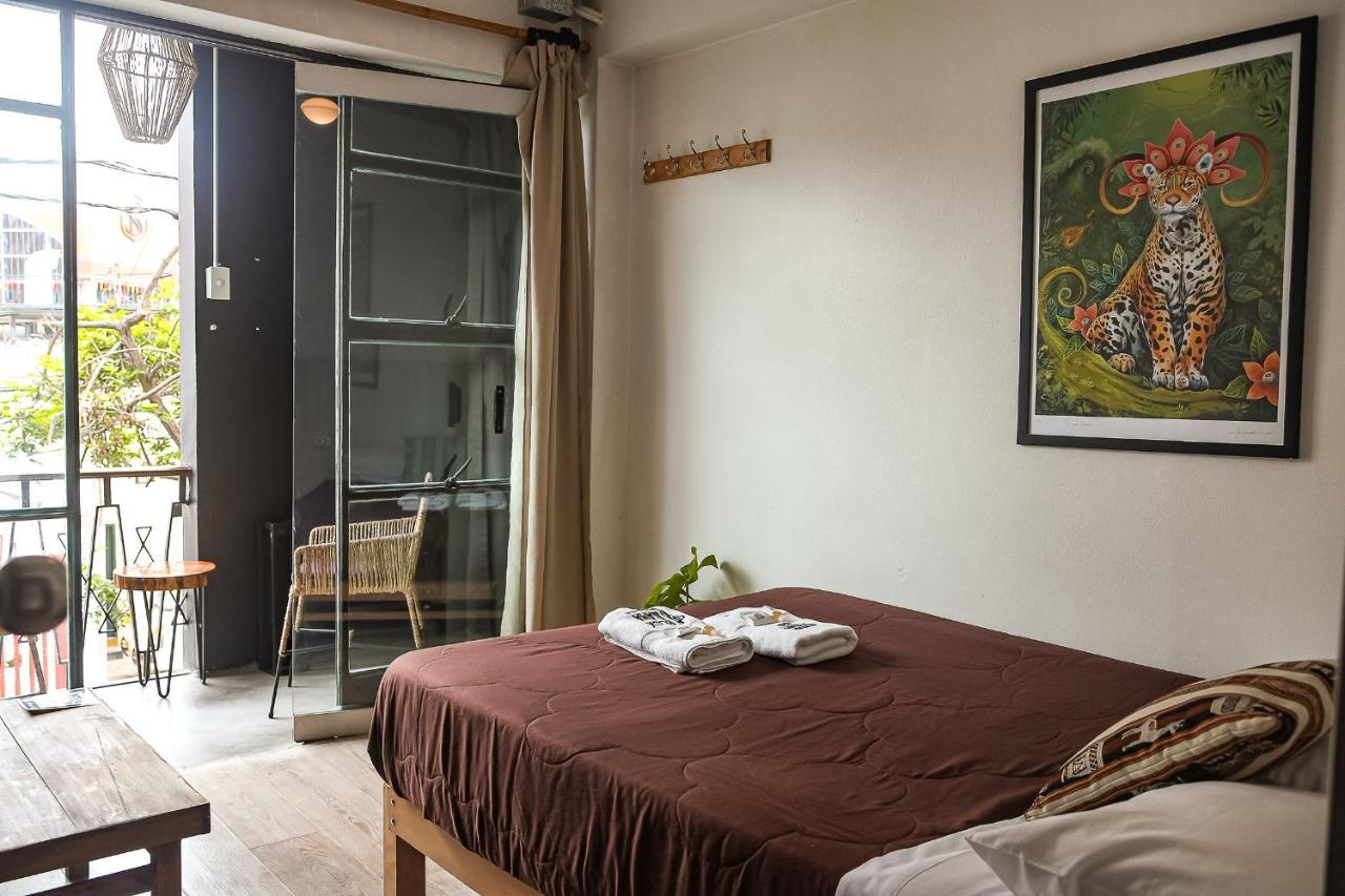 Black Llama Hostel Miraflores Лима Екстериор снимка