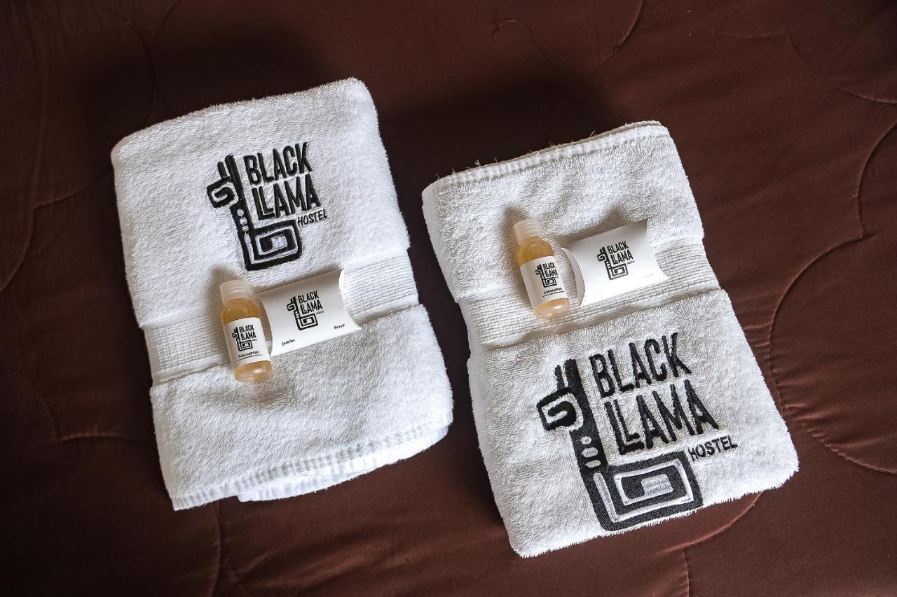 Black Llama Hostel Miraflores Лима Екстериор снимка