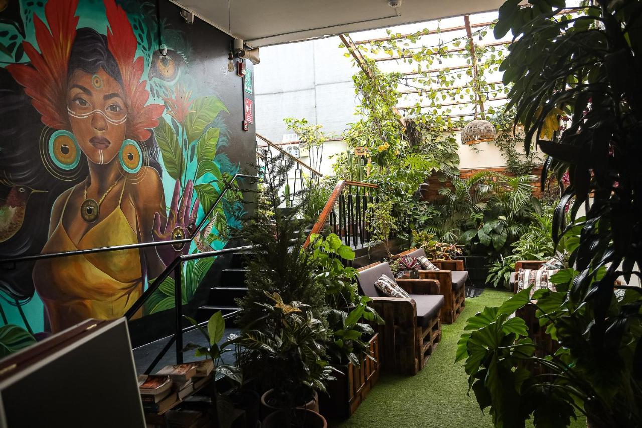 Black Llama Hostel Miraflores Лима Екстериор снимка
